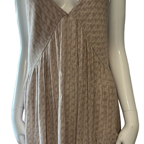 Mahina Maxi Dress - Picture 6 of 9